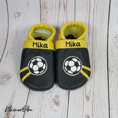 puschen_fussball_schwarzgelb2